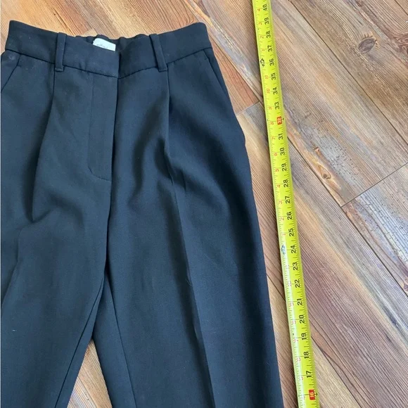 Aritzia - Wilfred, size 4, Black Pleated Trousers - Picture 2 of 11